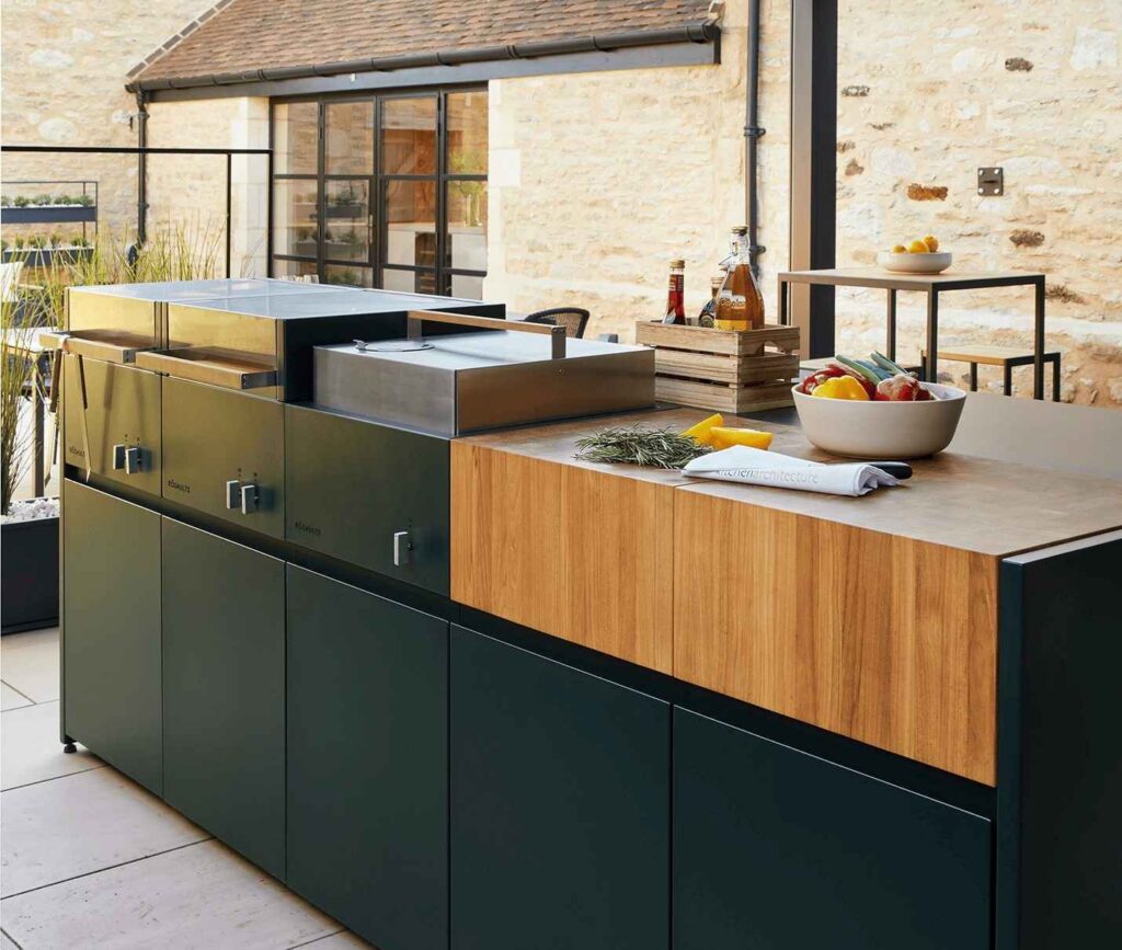 outdoor kitchen